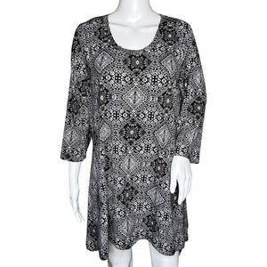 Woman Within Shirt Womens‎ 14/16 Black White Geometric Floral Tunic Top Blouse